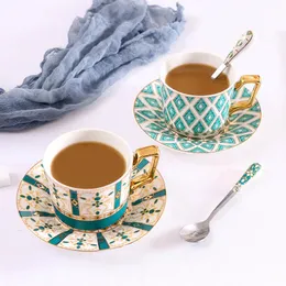 Luksusowy zestaw kubek kawy Kreatywna popołudniowa herbata złota obręcz i spodek czarny ceramiczny pułapka stołowa ed50bd filiżanki spodki