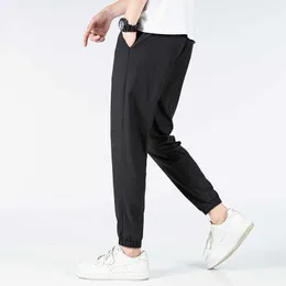 Duckwaver 2021 New Men Solid Color Pencil Pants Comfortable Drawstring Quality Ankle-Length Pants Casual Trousers Men All-Match X0723