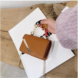 Baby Girls Brand Torby Dziewczyna Jedwab Piłki Taszyny Słodkie Jedna Księżniczka Księżniczka Messenger Kiesy Kids Leather Bag Dzieci Plecaki Dwa Style Każdy Styl 6 Kolory