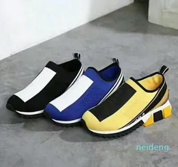2021 شعبية مصمم للجنسين إمرأة رجالي أحذية رياضية عارضة شبكة الأحذية الصفراء النساء الأزرق الأسود الرجال الجوارب الأحذية البيضاء الأحذية 35-46