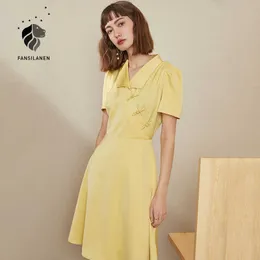 Fansilanen Yellow V Neck Print Satin Sukienka Kobiety Krótki Rękaw Seksowny Cheongsam Mini Chiński Elegancki Slim Party Vintage 210607