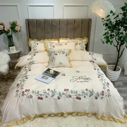 Sängkläder 600TC Egyptisk bomull Körsbärsblomma Broderi Girl Set Linne Duvet Ruffles Bed Cover Home Pillowcase Double Textile