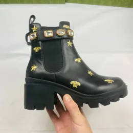 Señoras Sylvie Serie Cinta Decorada Cueros Martin Boot Mujeres Bordadas Banda de Cuero Botines Top Diseñador Zapatos de mujer de lujo tamaño 35-41