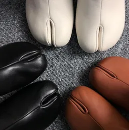 디자인 Tabi Boot 분할 분할 발끝에서 청키 한 하이힐 여성 부츠 2023 가죽 Zapatos Mujer 패션 가을 여성 신발 Botas Mujer1