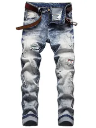 Casual Slim Men's Jeans broderade Badge Pants Fashion Personlighet Streetwear Nostalgic Stretch Ripped Patch Denim Trousers Pantalones Para Hombre Vaqueros