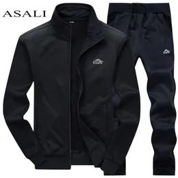 Tracksuits Men Polyester Sweatshirt Sporting Fleece Gyms Spring Jacket + Pants Casual Men's Track Suit Sportswear Fitness 210722