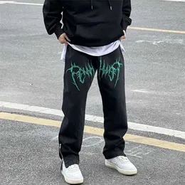 High Street Wash Broderi Hip Hop Black Jeans Mäns lösa raka rör Amerikanska Hiphop Side dragkedja golvbyxor 211108