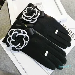 Мода зимние женские перчатки для сенсорного экрана кашемировые варежки женские большой цветок теплые шерстяные перчатки женщины вождения перчатки