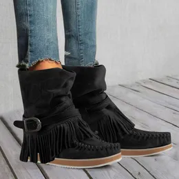 Retro Tassel Inverno Autumn Boots Suruja Botas de cor sólida com zíper liso Sapatos de tornozelo redondos de dedão do tom do tornozelo PLUSTE