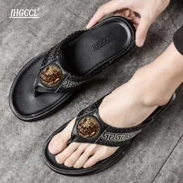 Luxe män tofflor Casual Svart Vit Skor Non-Slip Slides Badrum Sandaler Mjuk Sole Plus Storlek T5