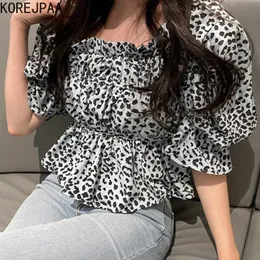 Korejpaa 여성 셔츠 여름 한국어 세련된 서양 스타일 레트로 사각형 칼라 주름 디자인 허리 퍼프 슬리브 레오파드 블라우스 210526