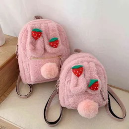 Zima Cute Faux Fur Plecak Rabbit Ear Kobiety Podróży Torby Na Ramię Moda Pluszowe Bagpack Rucksack School Bag Dla Dziewczyn BG404 Y1105