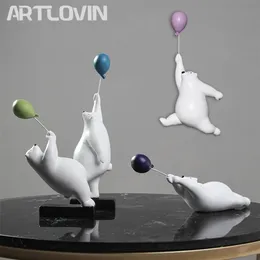 Artlovin Creative Flying Bear Figurines Ballong Isbjörnar Figur Hem Väggmontering Dekoration Harts Modern Gåva Till Boy / Man / Kids 210924