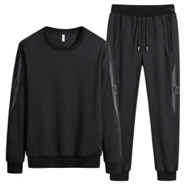 Set da corsa Completo sportivo da uomo Primavera e autunno da jogging Tuta da giovane studente maschio Taglie forti 8XL Tute sportive in 2 pezzi