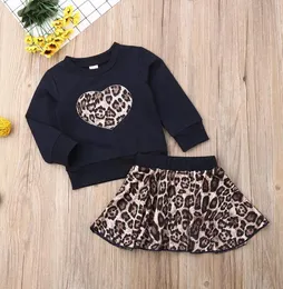Outono criança bebê menina conjuntos cor sólida cor de pêssego coração manga longa tops leopardo impressão mini saia 2pcs roupas
