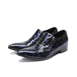 Blue Mens Crocodile Skin Fashion Shoes For Mens Pointed Toe Patent Leather Loafers Glitter Business Shoes Calçado Masculino
