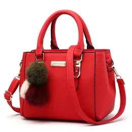 Kvällspåsar 2021 mode messenger väska damer handväskor läder axel för kvinnor designer crossbody bolsos para mujer