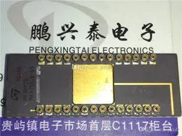 MK38P70 . MK38P70/02D1 . MK38P70/02J , MK38P70/02H , Circuiti di componenti elettronici Doppio circuito integrato in ceramica a 40 pin in linea , Microprocessore dorato . Collezione cpu vintage usata