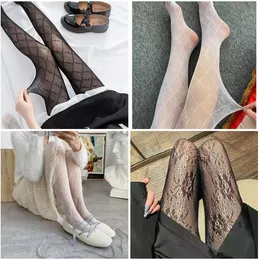 Women Classic Stockings Accessories Fashion Letter/sunflower Pattern Socks Ins Hot Hosiery Sexy Women's Leggings High Quality Tights Black and White