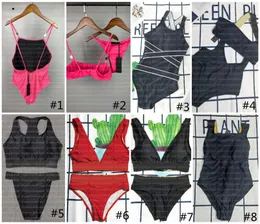 Metall Bikini Set Badeanzug einfarbig schwarz mit Buchstaben Badebekleidung Sommer Strandmode mit Anhängern für Trave Urlaub Damen Geschenk