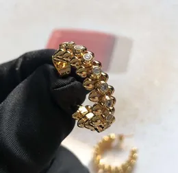2021 toppkvalitetsfall örhänge med diamant halv design i 18k guldpläterade kvinnor bröllop smycken gåva har stämpel PS3284