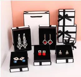Vit och svart detaljhandel presentförpackning lådor med spets bowknot kort broschyr tote bag för smycken halsband armband nyckelringar mode juvelr