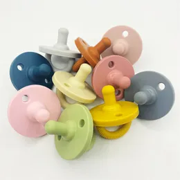 Silicone Baby Soothers BPA Free Soft Silicone Infant Pacifier Sleeping Nipple 7 Colors Match Pacifieir Holder 4659 Q2