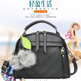 Pingente de bola de cabelo de entrega única não-marca HBP, fio de bordado de lingge, Yiwu * 10 Geração feminina Bag Sport.0018 42W2