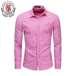 Fredd Marshall Koszula Men's Pink Shirts Plaid Long Sleeve Button Down Shirt For Men 100% Cotton Male Dress Men Shirt 194 210527