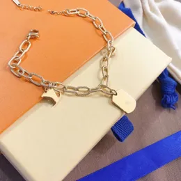 Роскошный дизайнерский браслет Четырехлистный клевер Браслеты с подвесками Элегантная модная цепочка для женщин и девочек Пара Праздничные цепочки для подарков на день рождения