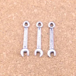 226pcs Antique Silver Bronze Plated wrench tool Charms Pendant DIY Necklace Bracelet Bangle Findings 24*5mm