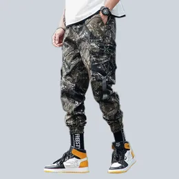 Men Camo Cargo Pants Hip Hop Ribbons Mens Streetwear Casual Pockets Joggers Pants Male Fashion Sweatpants Homme Trousers