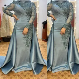 2021 Elegant Light Blue Muslim Mother Of Bride Dresses Long Sleeves Lace Appliques Crystal Beads Mermaid Floor Length Plus Size Weddings Evening Party Prom Gowns