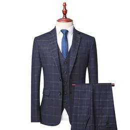 Czarni Mężczyźni Plaid Jesień Wedding Party Trzy Kawałki Zestaw Mężczyzna Blazer Płaszcz Spodnie i Kamizelka Moda Slim Fit Suit Duży rozmiar 3XL 4XL X0909