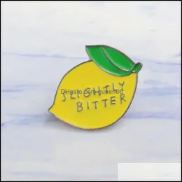 Stift broscher smycken citron "lätt bitter" speciell söt tecknad gul emalj brosch kreativa lapels denim märken gåvor frukt stift tappar