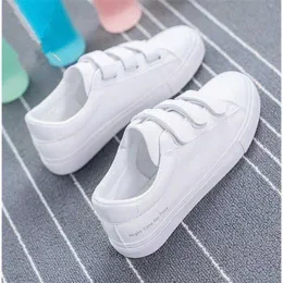 2021 Yeni Moda Kadın Ayakkabı Rahat Yüksek Platformu Delik PU Deri Çizgili Basit Kadın Casual Beyaz Ayakkabı Sneakers Ayakkabı Kadın Y0907