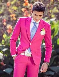 Stor kvalitet Rose Red Groom Tuxedos Peak Lapel Slim Fit Groomsmen Bröllopsklänning Höst Vinterstil Men Formell Party Prom Suit (Jacka + Byxor + Tie) 120