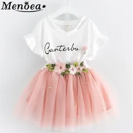 Menoea 2 7Y Summer Girl Dress Fashion Style Ricamo Squisiti vestiti per bambini Dress Lettern Floral Kids Mesh Skrits 210326