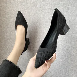 2020 Mulheres Bombas Primavera Verão Stretchy Tecido Med Chunky Saltos Sapatos Deslize em Sexy Pointed Toe Trabalho Escritório Casual Diário Sapato HWS323