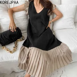 Korejpaaの女性のドレス夏の韓国のシックなニッチライトおなじみのスタイルのVネック対照ステッチ飛行スリーブプリーツvestidos 210526