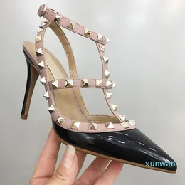 2022-Casual Designer Sexy lady sandals Brand Women Fashion studded spikes point toe strappy high heels bride wedding shoes shoes