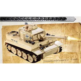 WW2 King Tiger Tank Building Blocks 995 Pcs Military Model Kit, Kazi  KY82011, 3D Century War Toy for Boys Military Enthusiasts