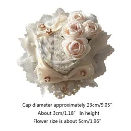 Kapelusze ze skąpym rondem japońska Lolita urocza koronka Mini cylinder perła wstążka z koralikami Bowknot Rose Flower Fascinators Anime Cosplay akcesoria do włosów