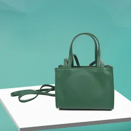 2022女性デザイナーバッグレディース財布トートハンドバッグファッションスタイルラグジュアリーバッグPUレザー高品質のハンドバッグ卸売ウォレット015