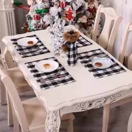 Paspaslar Pedleri Noel Bez Placemats Kırmızı Siyah Ekose Baskılı Bıçak Çatal Pad Ev Parti Dekorasyon Mutfak Aksesuarları 45 * 27.5 cm 1 adet