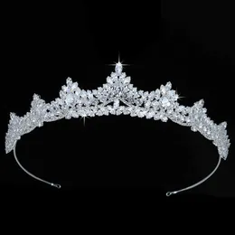 Korona Hadiyana Trendy Dignified Kobiety Wesele Akcesoria Do Włosów Kubiczny Cyrkon Luxury Włosy Biżuteria BC5534 Couronne de Mariage X0625