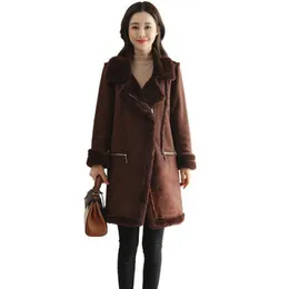 Femmes cuir Faux robe femmes daim solide mince Meidum longue haut de gamme vestes 2021 hiver mode dames laine épais manteau coréen