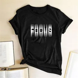 Fokus Skriv ut T-shirts Kvinnor T-shirt Kvinnor Kortärmad Rund Neck Casual Loose Summer Shirt Grafiska Tee Estetiska Kläder Toppar