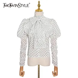 Twotwinstyle Poleka Dot Hot Hight Up Bowknot рубашка для женщин стойки воротник слойки с длинным рукавом элегантная блузка женская мода стильный 210517