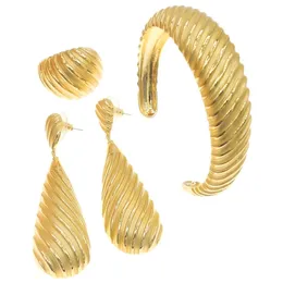 18 K イタリアン ゴールド ブレスレット ジュエリー セット卸売高級最新デザインの女性のイヤリング リング ジュエリー セット B0105